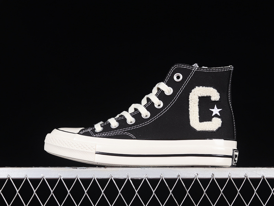 Converse [A05967C]-[CHUCK TAYLOR ALL-STAR 70S HIGH VARSITY LETTER BLACK/BLACK/EGRET]-[UNISEX:35-44], photo 1