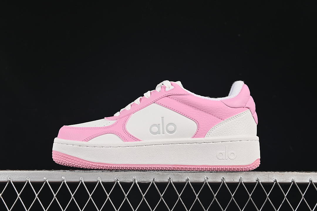 Unbranded [RECOVERY MODE BEST SELLING CASUAL SNEAKERS PINK/LIGHT PINK]-[WOMAN:35-39]-[MAN:40], photo 1