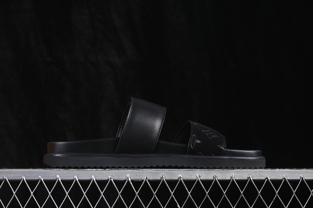 Louis Vuitton [VENICE COMFORT ROUND TOED ONE PIECE SLIPPERS BLACK/INKINESS]-[WOMAN:39]-[MAN:40-46] - Image 13