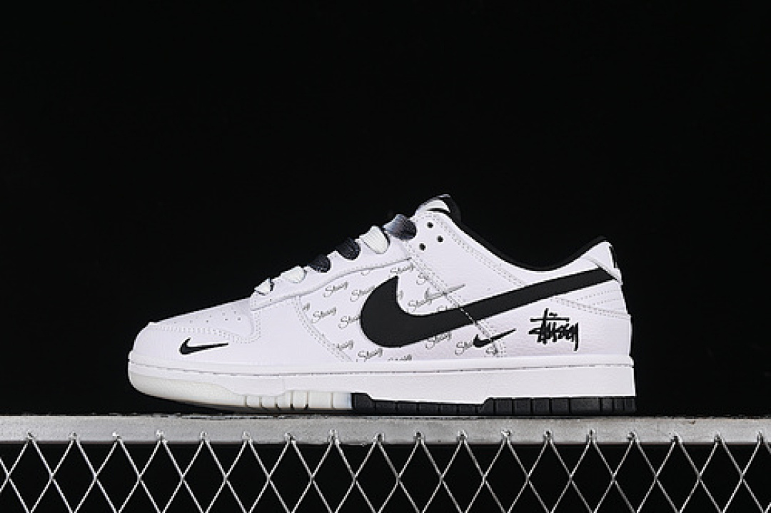 Unbranded [NK3638-045]-[SB DUNK LOW WHITE/BLACK]-[WOMAN:36-39]-[MAN:40-45], photo 1