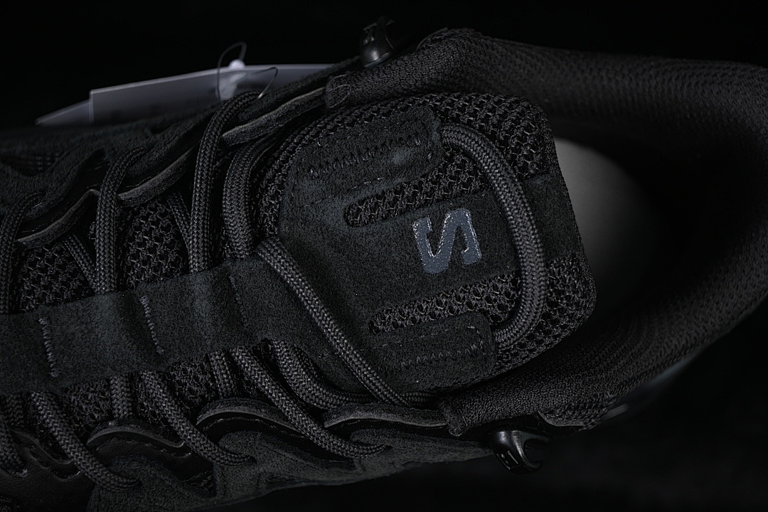 On Running [473766-28]-[ODYSSEY ELMT LOW TRAIL RUNNING SHOES BLACK/BLACK/BLACK]-[MAN:40-46] - Image 9