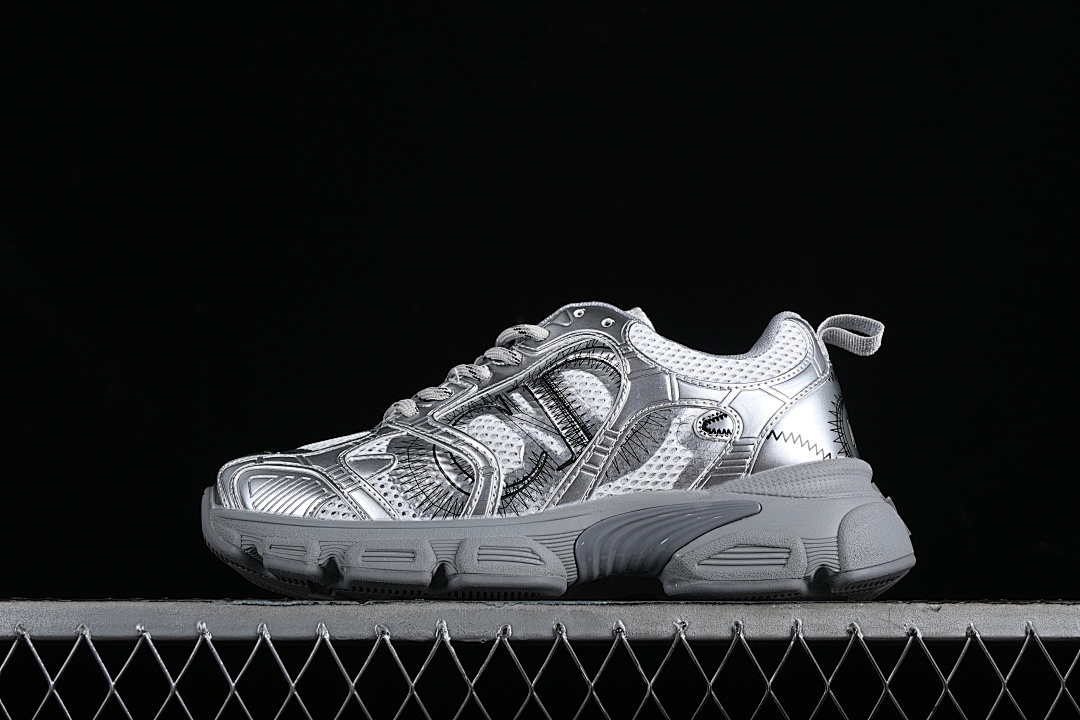 On Running On Running [ROUND TOED LACE UP CASUAL SPORTS RUNNING SHOES CONCRETE GREY/SILVER]-[WOMAN:36-39]-[MAN:40-45], photo 1