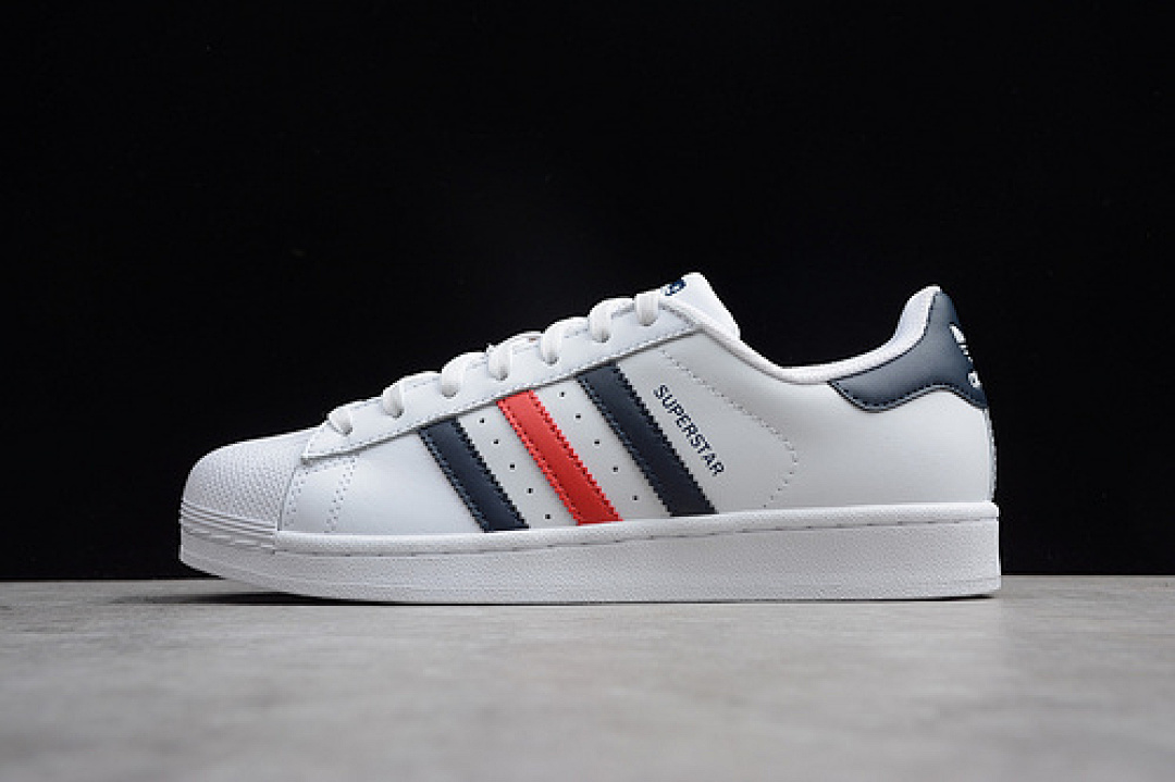 Unbranded [S79208]-[SUPERSTAR FOUNDATION FTWR WHITE/COLLEGIATE NAVY/RED]-[WOMAN:36-39 1/3]-[MAN:40-44]-[OG114], photo 1