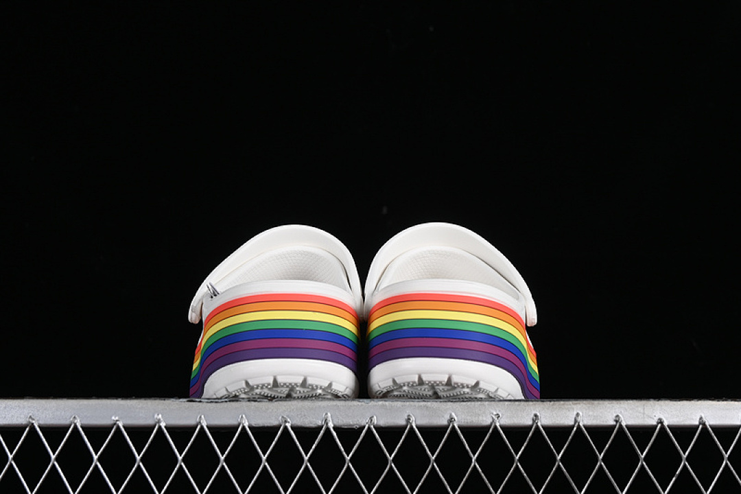 Crocs [CROCS CROCBAND PLATFORM RAINBOW WHITE/RAINBOW COLOR]-[WOMAN:34-42] - Image 10