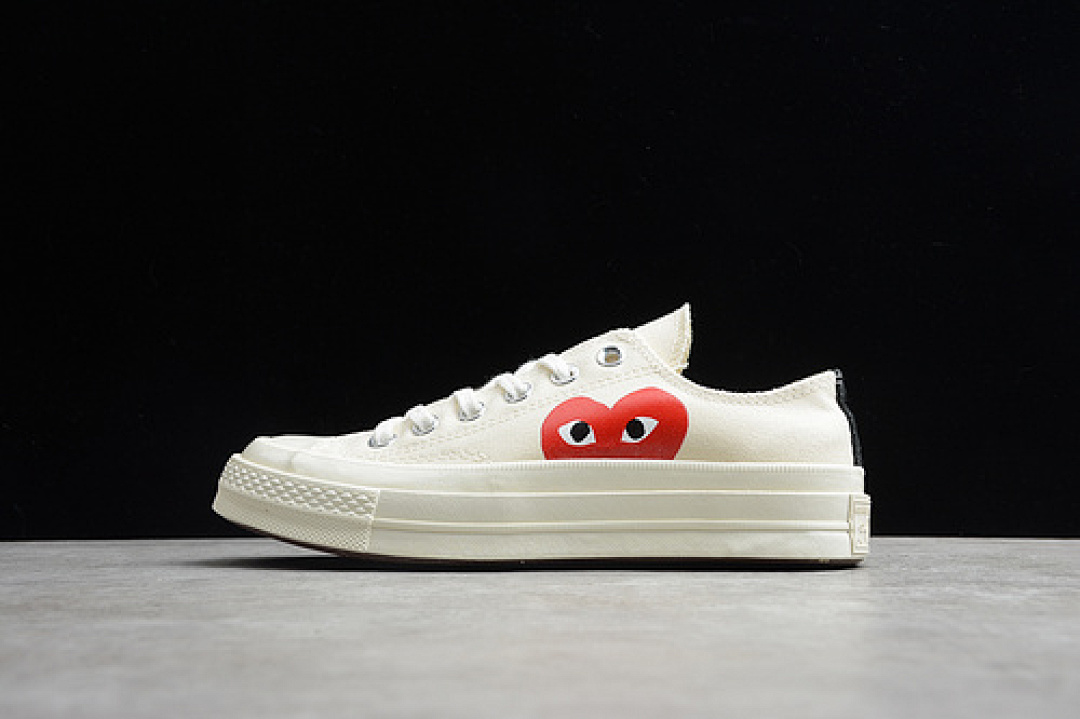 Comme des Garcons CJ CHUCK TAYLOR 70 X Comme des Garcons PLAY LOW WHITE/RED · 150207C, photo 1