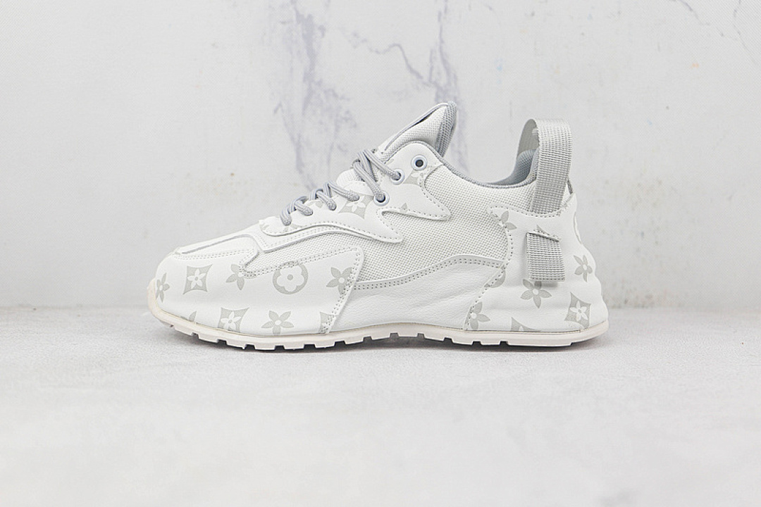 [L*V 22SS SPORTS CASUAL DAD SHOES WHITE/WHITE/LIGHT GREY]-[MAN:39-44], photo 1