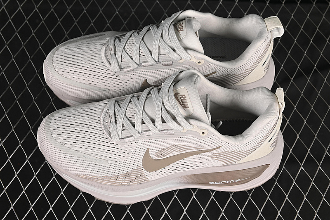 Nike [HM6804-003]-[AIR ZOOM VOMERO 18 GREY]-[WOMAN:36-41] - Image 11