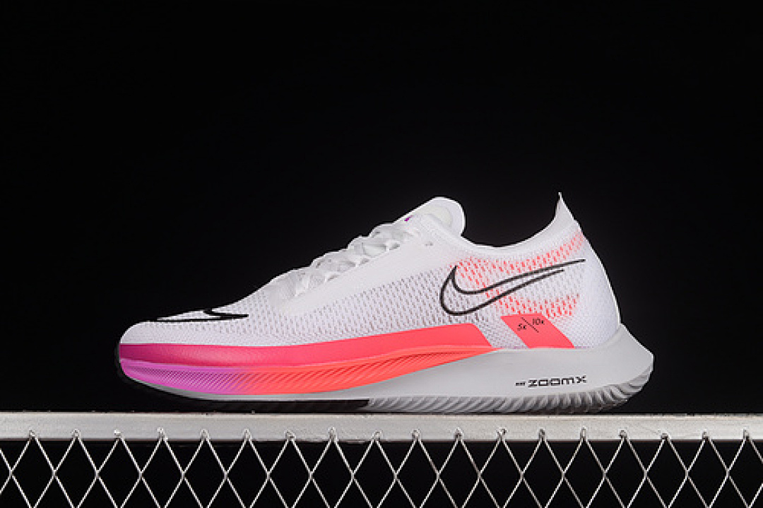 Purple [DJ6566-100]-[ZOOMX STREAKFLY RUNNING SHOES WHITE/PURPLE/PINK]-[MAN:40-45], photo 1
