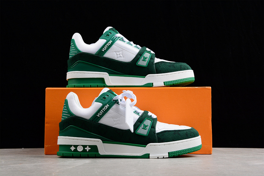 Louis Vuitton [L*V TRAINER LOW SNEAKERS WHITE/BLACK/GREEN]-[WOMAN:35-39]-[MAN:40-45] - Image 21