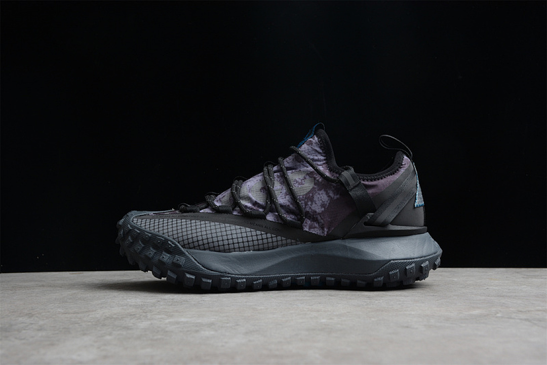 Unbranded [DC9660-001]-[ACG MOUNTAIN FLY LOW BLACK/BLACK/GREEN ABYSS]-[WOMAN:36-39]-[MAN:40-46], photo 1