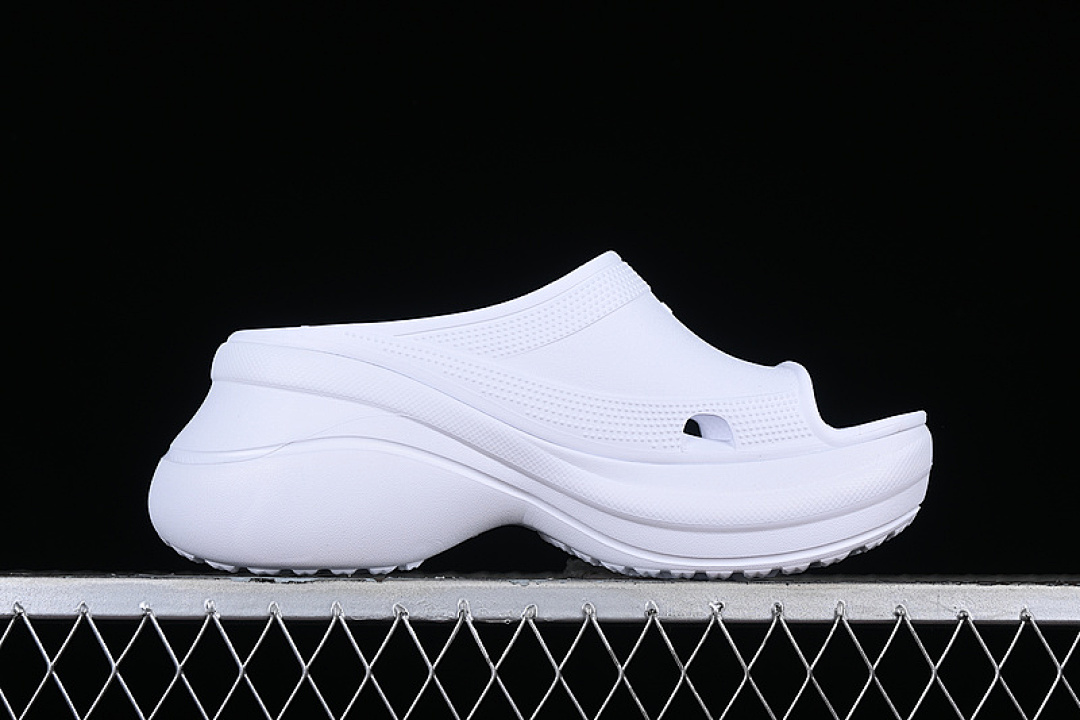Balenciaga [W1S8E9000]-[BA*LEN*CIAGA POOL CROCS WHITE]-[WOMAN:36-40] - Image 13