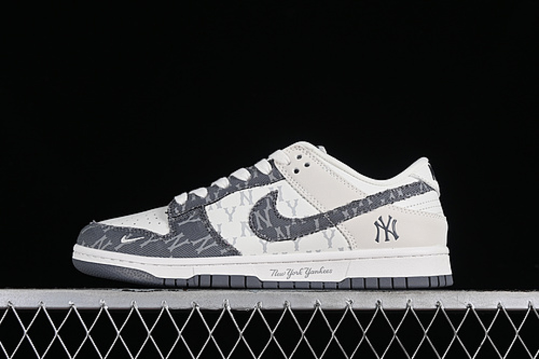 MLB [DQ1098-347]-[SB DUNK LOW MLB WHITE/GREY]-[WOMAN:36-39]-[MAN:40-45], photo 1
