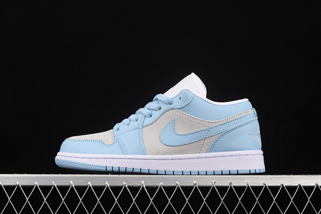 Jordan [DC0774-050]-[AIR JORDAN 1 LOW UNIVERSITY BLUE/GREY/WHITE]-[WOMAN:36-39]-[MAN:40-45], photo 1