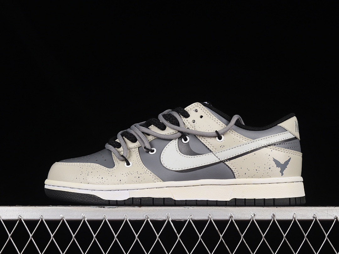 Nike DUNK LOW WHITE/GREY · DD1391-100, photo 1