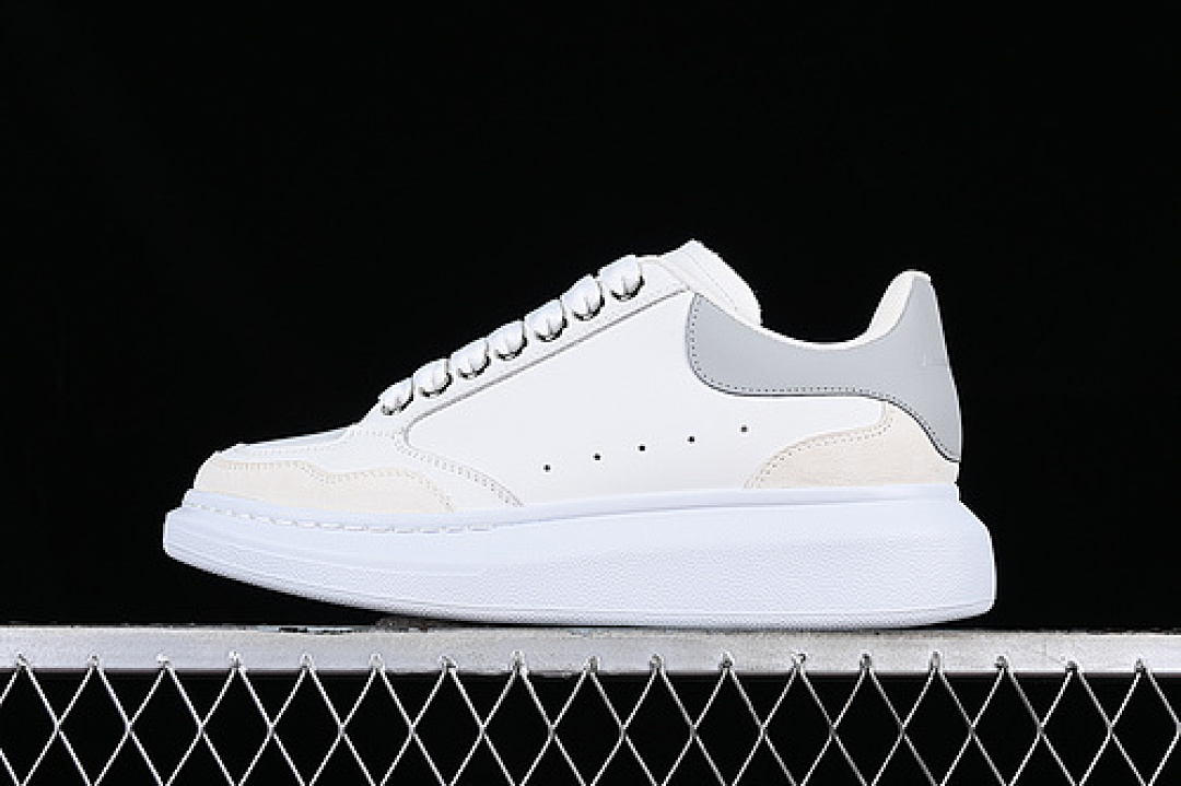 Alexander McQueen [WHGP7]-[ALEXANDER MCQUEEN WHITE/GREY]-[WOMAN:35-39]-[MAN:40-45], photo 1