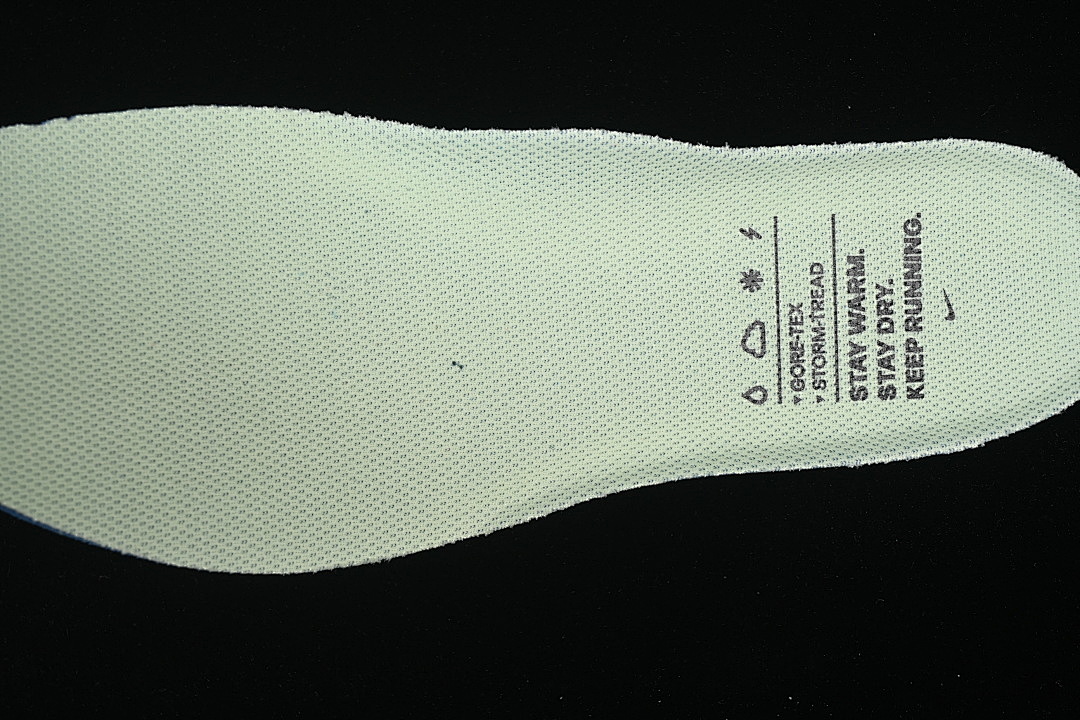 Nike [HQ7001-300]-[VOMERO 18 GORE-TEX SEAWEED/CANNON/VOLT/BARELY VOLT]-[WOMAN:38.5-39]-[MAN:40-45] - Image 4