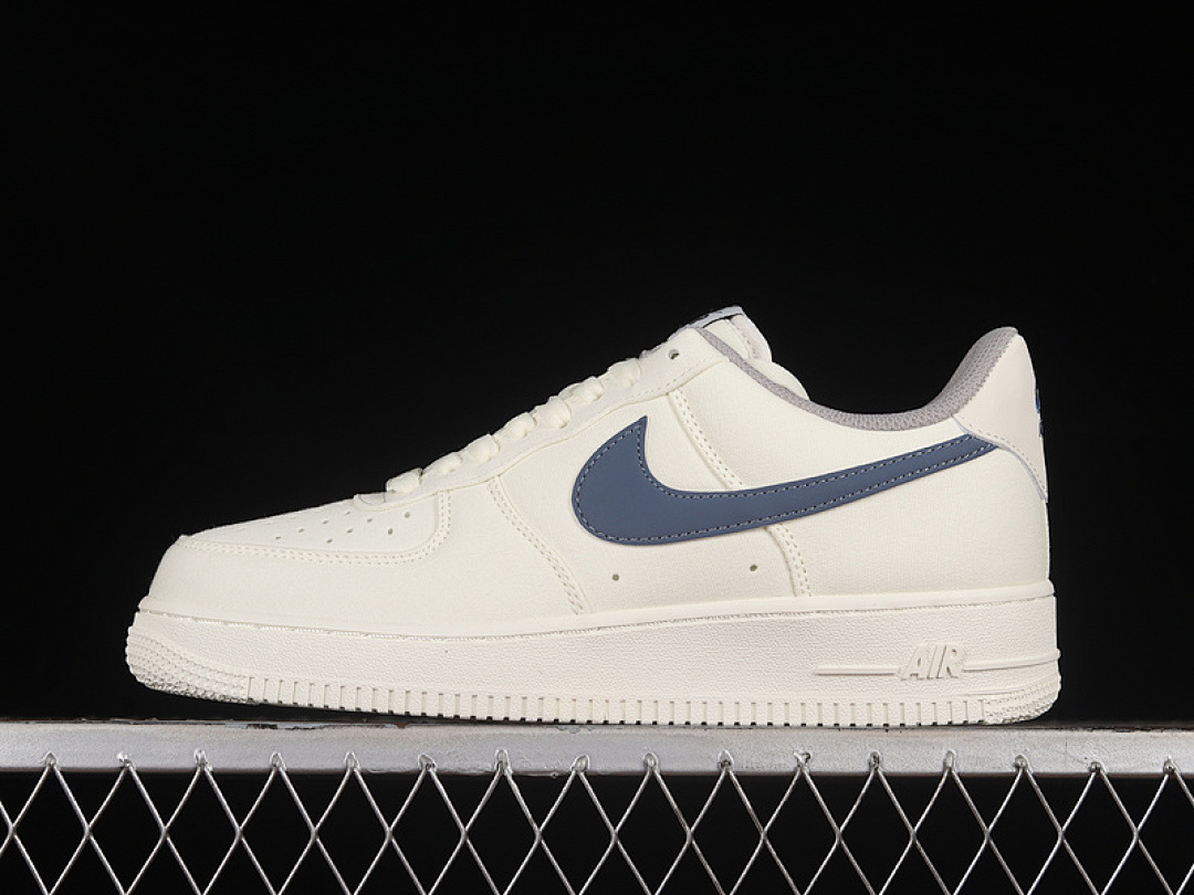 Nike [DG2296-009]-[AIR FORCE 1 07 LOW OFF WHITE/BLUE]-[WOMAN:36-39]-[MAN:40-45], photo 1