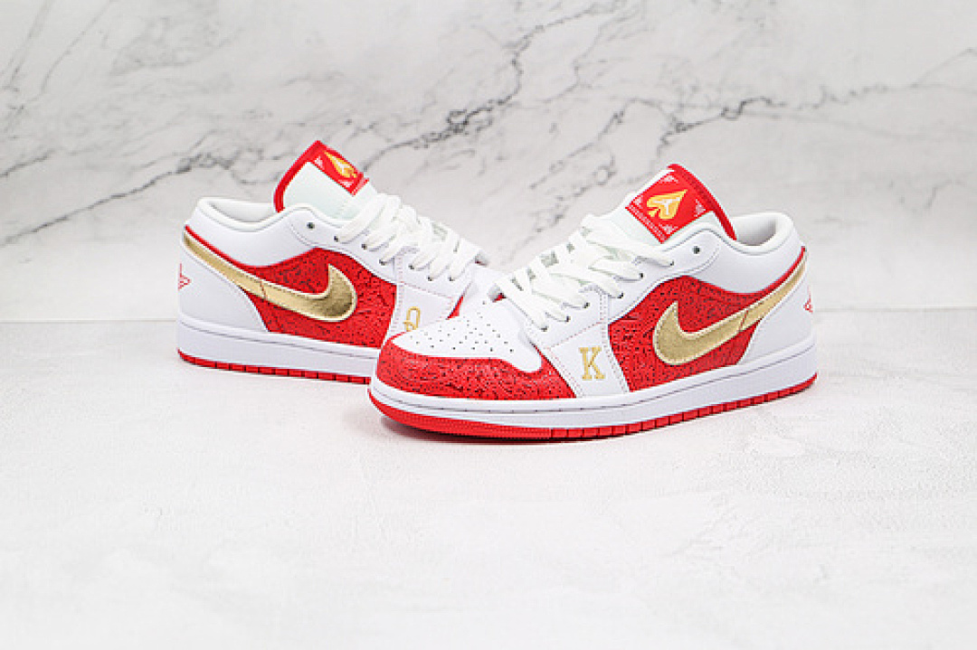 Jordan AIR Jordan 1 LOW SE SPADES WHITE/UNIVERSITY RED/METALLIC GOLD · DJ5185-100, photo 1