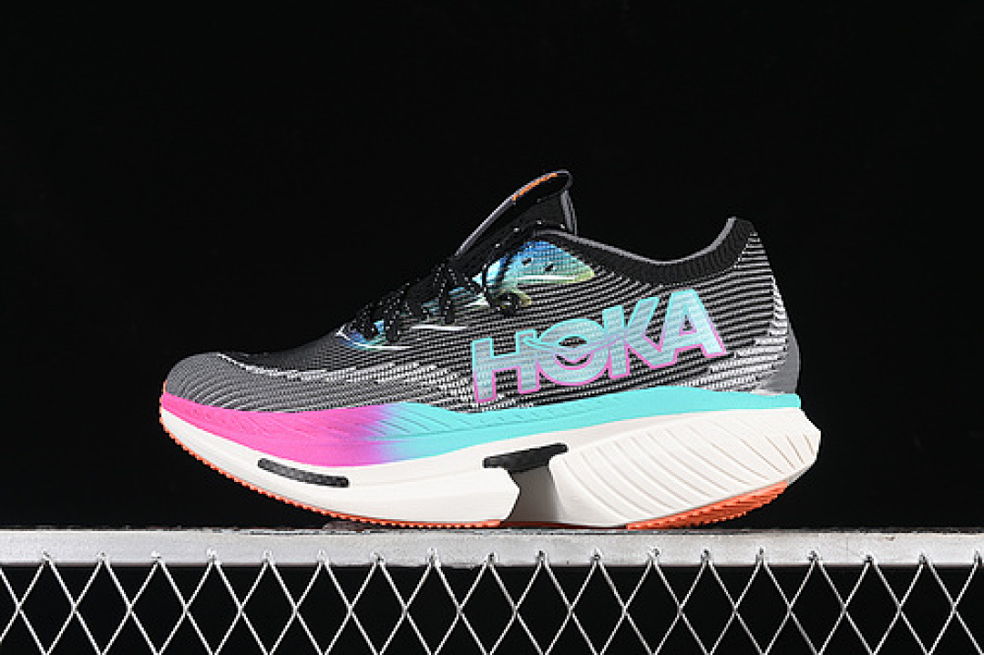 Hoka Hoka [1147910 BCQ]-[ ONE CIELO X1 WHITE/GREY/BLUE/PINK/BLACK]-[WOMAN:36-39]-[MAN:40-45], photo 1