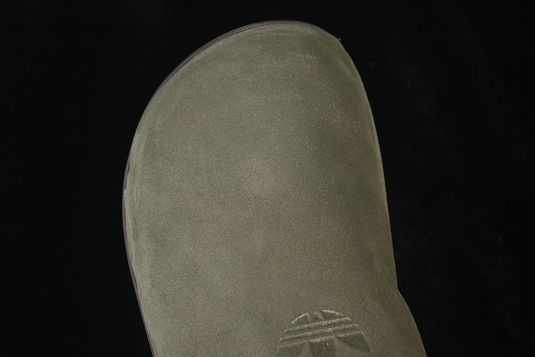 Adidas [IH6907]-[ADIMULE SLIDES OLIVE STRATA/OLIVE STRATA/GUM]-[WOMAN:35-39]-[MAN:40-45] - Image 9