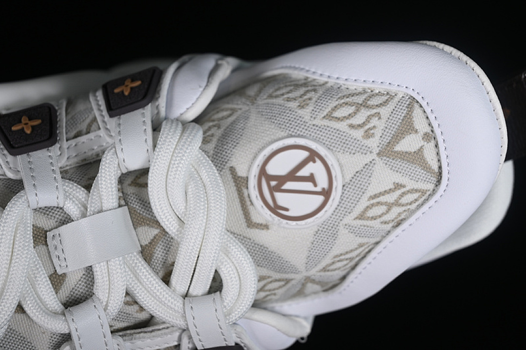 Arc'teryx [370N WHITE]-[LOUIS VUITTON ARCHLIGHT SNEAKERS L*V WHITE/GREY]-[WOMAN:35-39] - Image 9