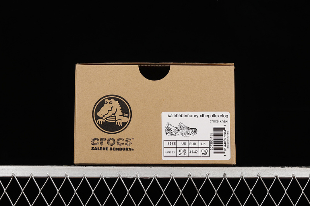 Crocs [SALEHE BEMBURY X CROCS POLLE CLOG KHAKI/CROCS KHAKI]-[UNISEX:36-46] - Image 9