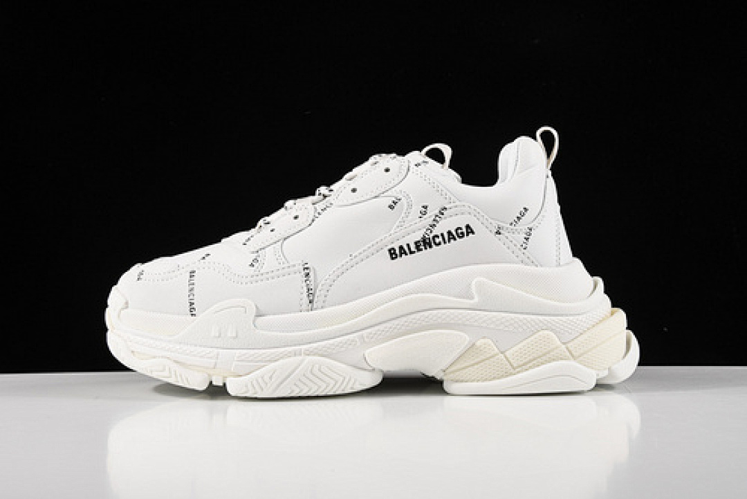 Unbranded [ECBA700336A]-[TRIPLE S SNEAKER DADSHOE WHITE/WHITE/BLACK]-[WOMAN:35-39]-[MAN:40-45], photo 1