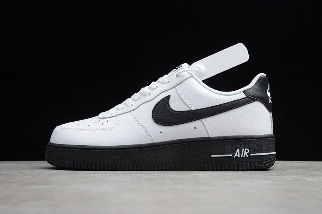 Nike [CK7663-101]-[AIR FORCE 1 LOW UNIVERSITY BLACK WHITE/BLACK]-[WOMAN:36-39]-[MAN:40-45], photo 1