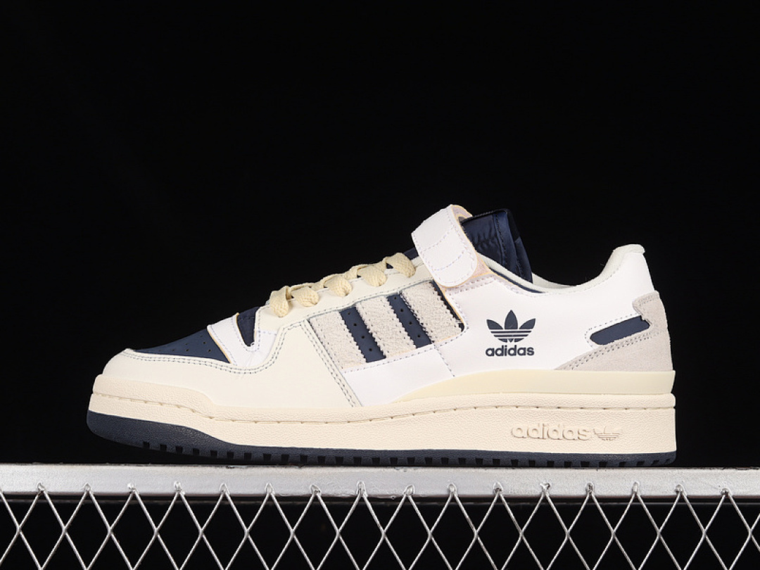 Off-White [GZ6427]-[FORUM 84 LOW SHOES OFF WHITE/COLLEGIATE NAVY/CREAM WHITE]-[WOMAN:36-39]-[MAN:40-45], photo 1