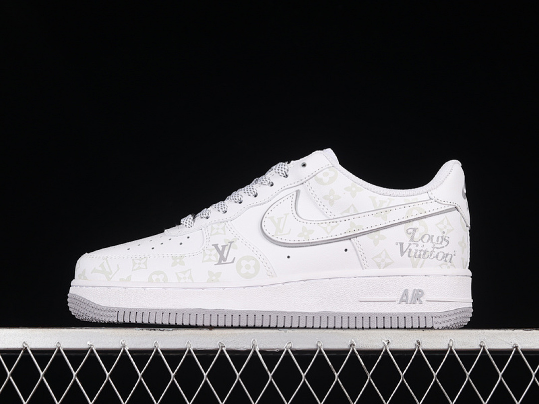 Nike [DR9868-200]-[L*V X AIR FORCE 1 LOW 07 WHITE/LIGHT GREY/WHITE]-[WOMAN:36-39]-[MAN:40-45], photo 1