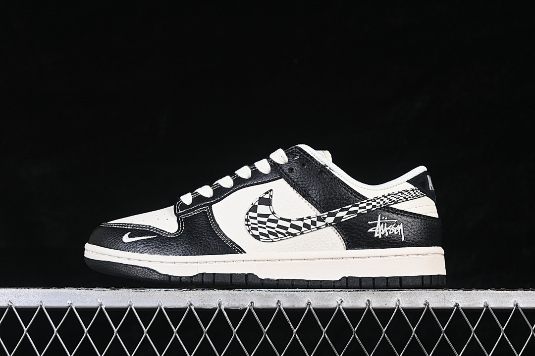 Unbranded [QW5836-029]-[SB DUNK LOW WHITE/BLACK]-[WOMAN:36-39]-[MAN:40-45], photo 1
