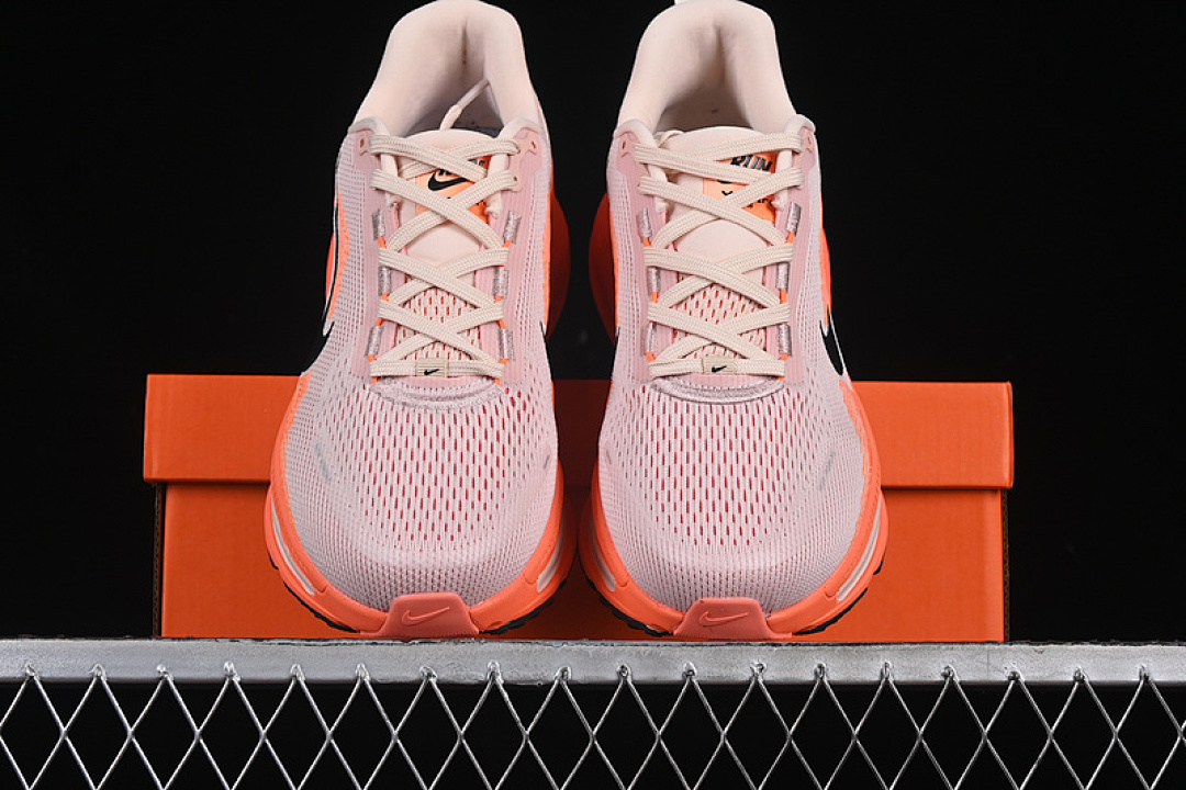 Nike [HM6804-600]-[AIR ZOOM VOMERO 18 ECHO PINK/BLACK/BRIGHT CRIMSON/CRIMSON BLISS/HYPER (ORANGE]) - Image 13