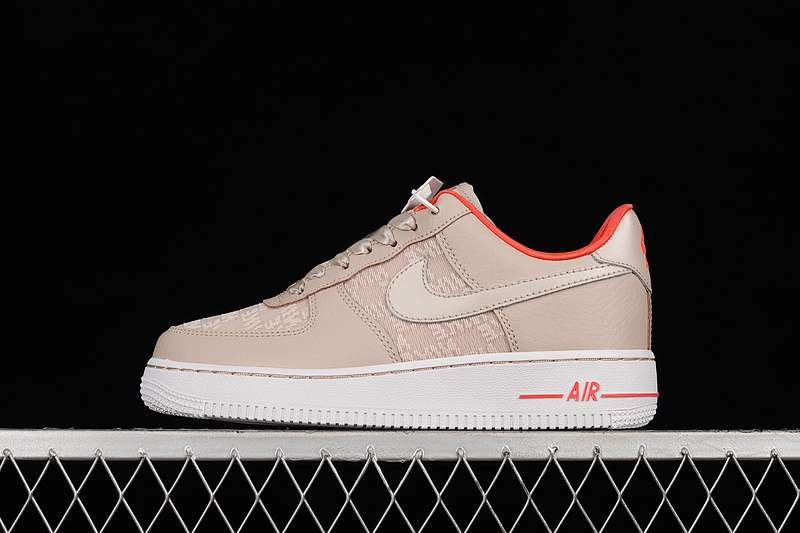 Nike Nike AIR FORCE 1 LOW 07 FOSSIL STONE/LASER CRIMSON/WHITE · DQ7782-200, photo 1
