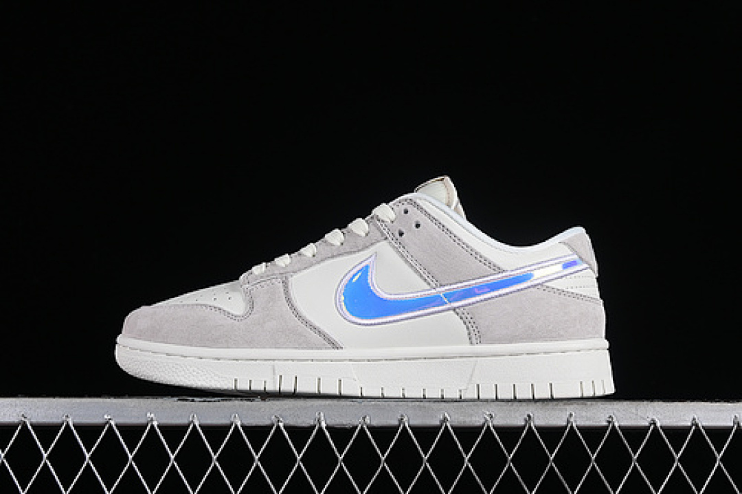 Nike DUNK LOW SB IRIDESCENT SWOOSH SAIL/MULTI-COLOR/SIREN RED/HYPER PINK/PHANTOM · HF5074-133, photo 1