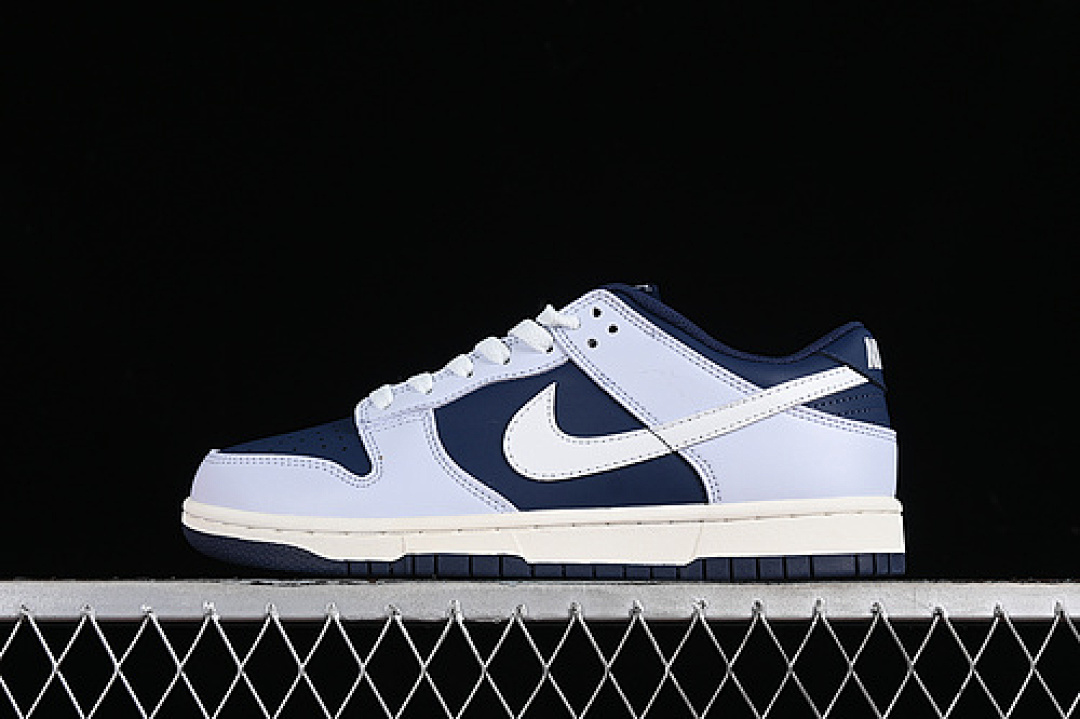 Unbranded [FB9109-002]-[SB DUNK LOW FOOTBALL GREY/SUMMIT WHITE/MIDNIGHT NAVY]-[WOMAN:36-39]-[MAN:40-46], photo 1