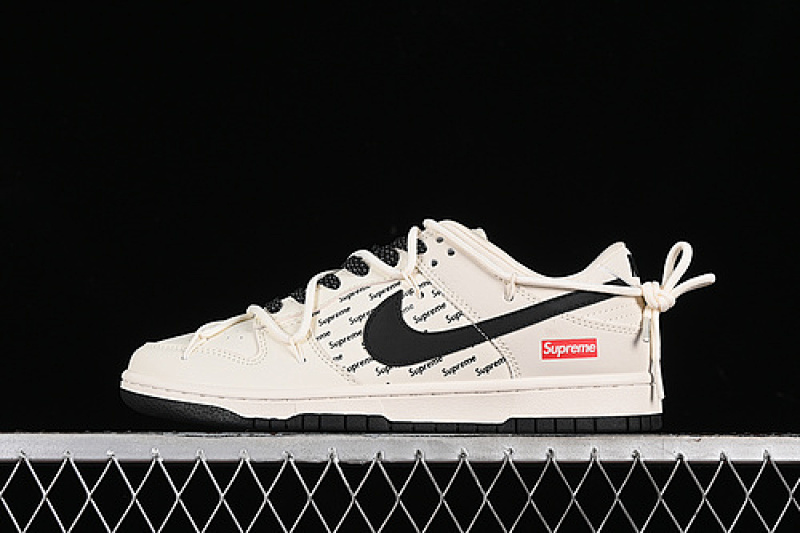 Supreme Nike SB DUNK LOW SUPREME WHITE/GREY/BLACK · JJ5688-108, photo 1