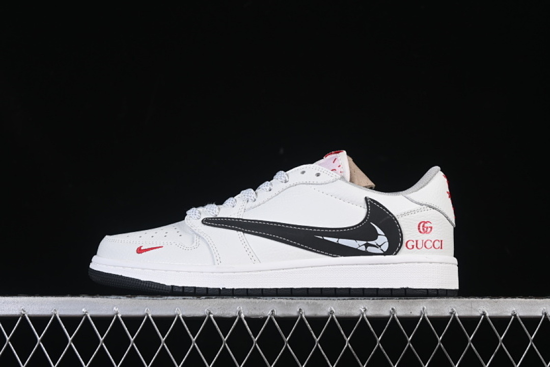 Jordan TRAVIS SCOTT X AIR Jordan 1 LOW AJ1 BLACK/WHTE · DZ5899-029, photo 1