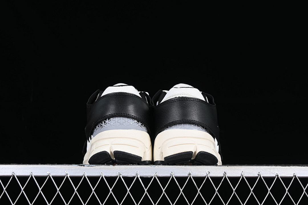 Nike [FJ5474-133]-[AIR ZOOM VOMERO 5 TIMELESS WHITE/BLACK/PHOTON DUST/SAIL]-[UNSIZE:36-45] - Image 13