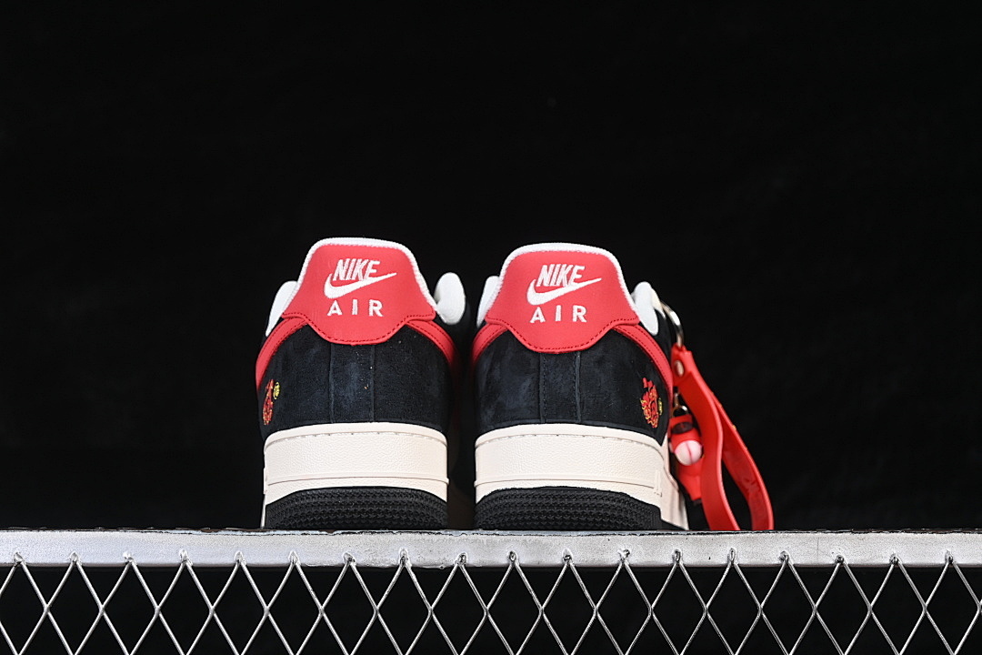 Nike [MZ9588-835]-[AIR FORCE 1 07 LOW CASUAL SNEAKERS WHITE/BLACK/RED]-[WOMAN:36-39]-[MAN:40-45] - Image 14