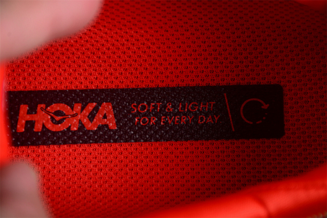 On Running [1119393 FBOR]-[HOKA ONE CLIFTON 8 ORANGE/WHITE]-[WOMAN:36-39]-[MAN:40-45] - Image 6