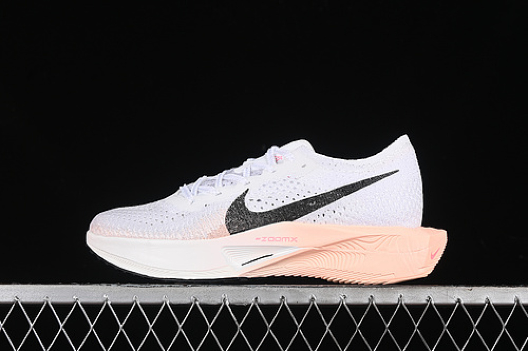 ZOOMX VAPORFLY NEXT% 3 SAIL/CRIMSON TINT/GUAVA ICE/BLACK · DV4129-103, photo 1