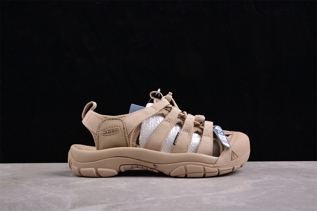 Keen [KEEN UNEEK FLAT-M BROWN]-[WOMAN:35-39]-[MAN:40-45] - Image 14
