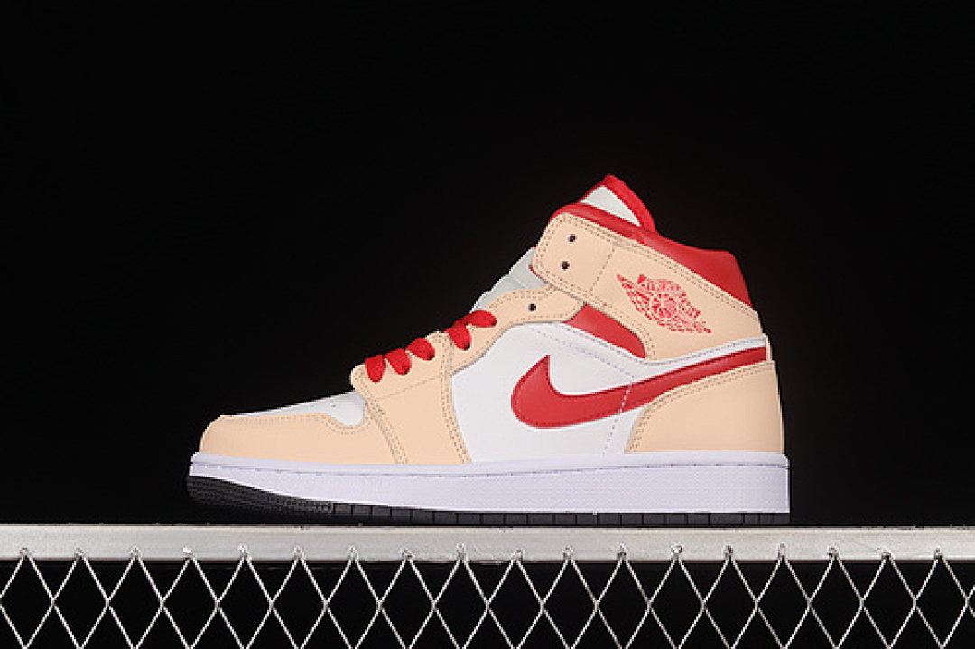 Jordan [554725-201]-[AIR JORDAN 1 MID GS WHITE ONYX/LIGHT CURRY/WHITE]-[WOMAN:35.5-39]-[MAN:40-47.5], photo 1