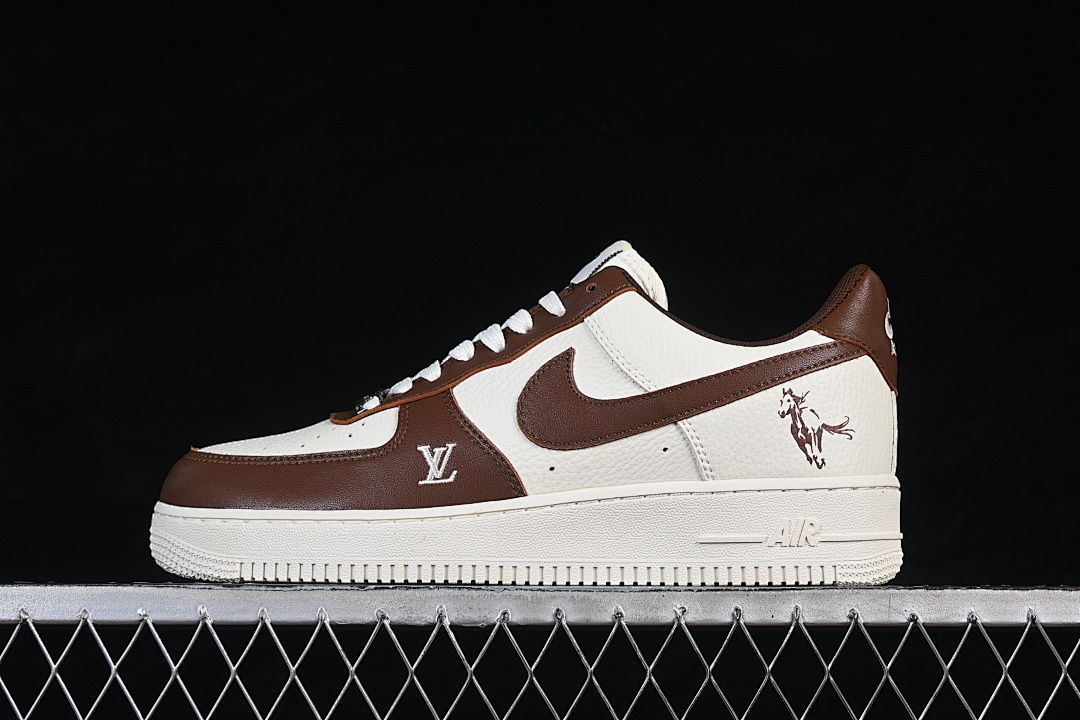 Nike Nike AIR FORCE 1 07 LOW CASUAL SNEAKERS WHITE/BROWN · XY9025-008, photo 1