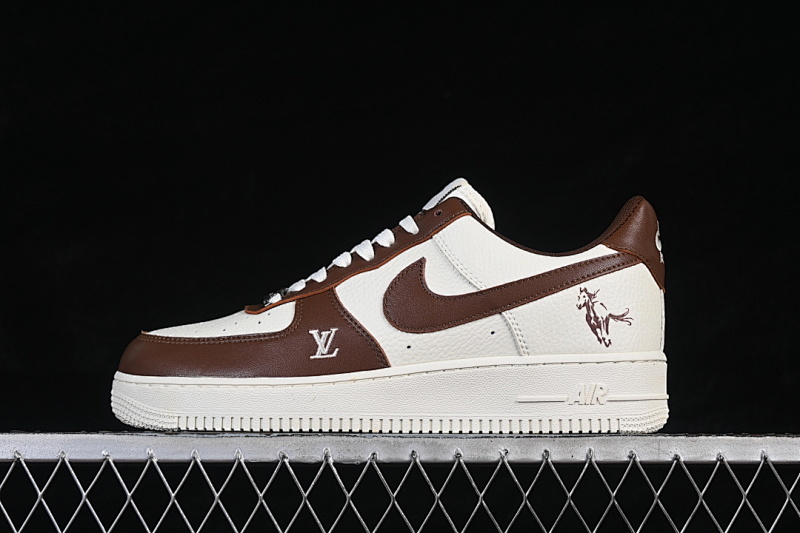 Nike Nike AIR FORCE 1 07 LOW CASUAL SNEAKERS WHITE/BROWN · XY9025-008, photo 1