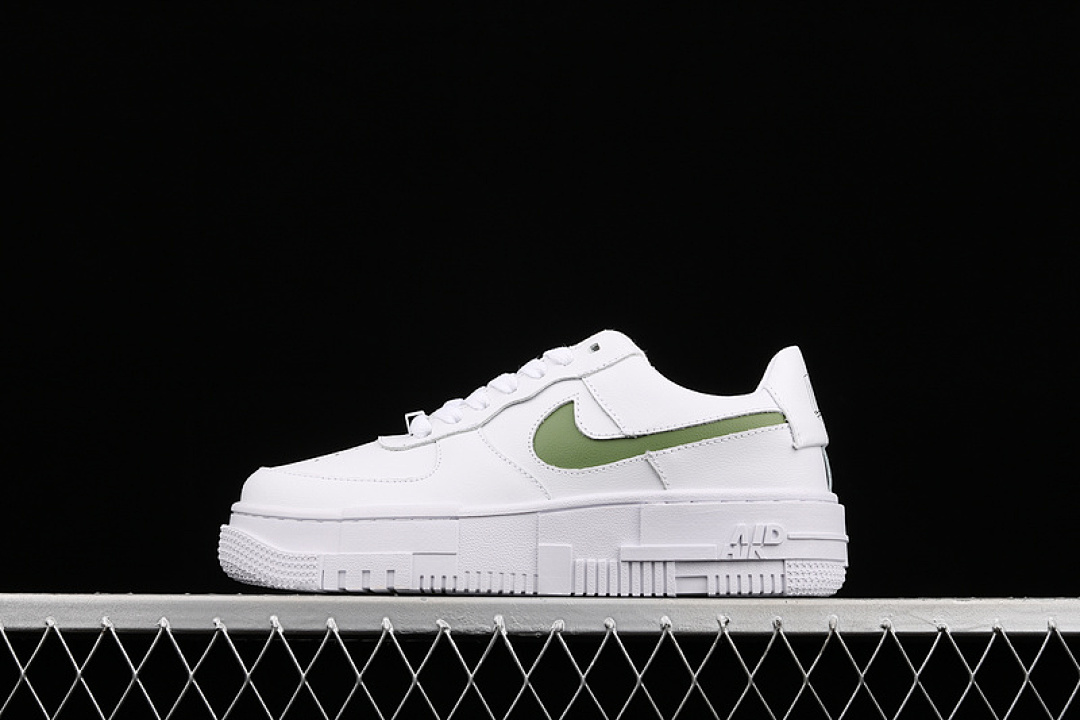 Nike [CK6649-005]-[AIR FORCE 1 PIXEL WHITE/WHITE/GREEN]-[WOMAN:36-40], photo 1