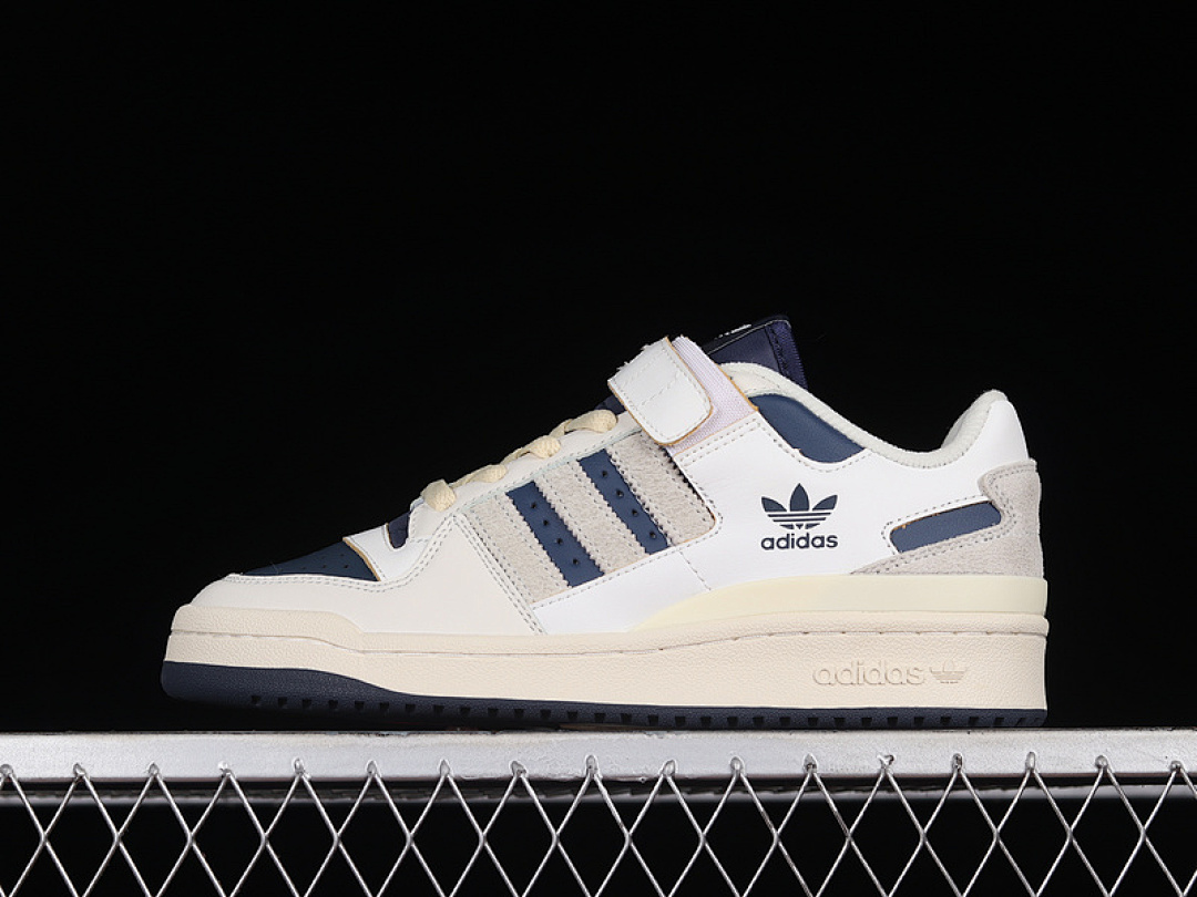 Off-White FORUM 84 LOW SHOES Off-White/COLLEGIATE NAVY/CREAM WHITE · GZ6427, photo 1
