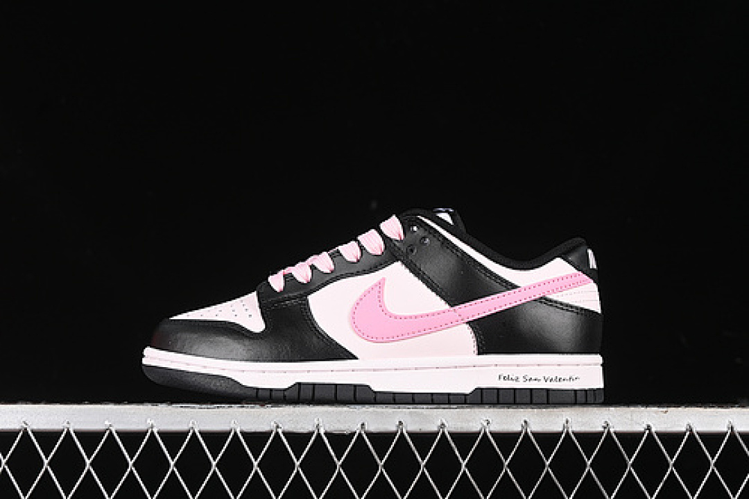 Unbranded [CW1590-100]-[DUNK SB LOW BLACK PINK BLACK/WHITE/PINK]-[WOMAN:35.5-40], photo 1