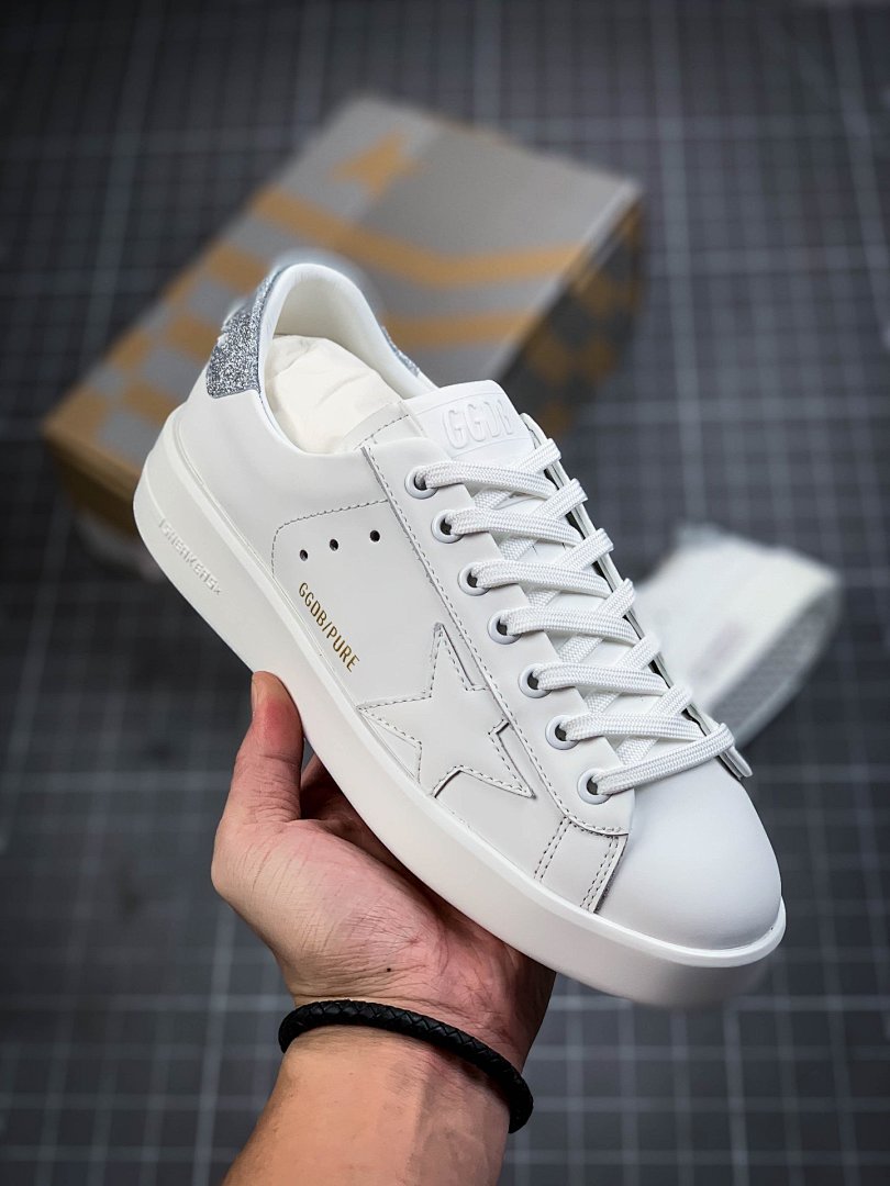 Golden Goose [GOLDEN*GOOSE SUPER STAR WHITE/WHITE/SILVER]-[WOMAN:35-40], photo 1