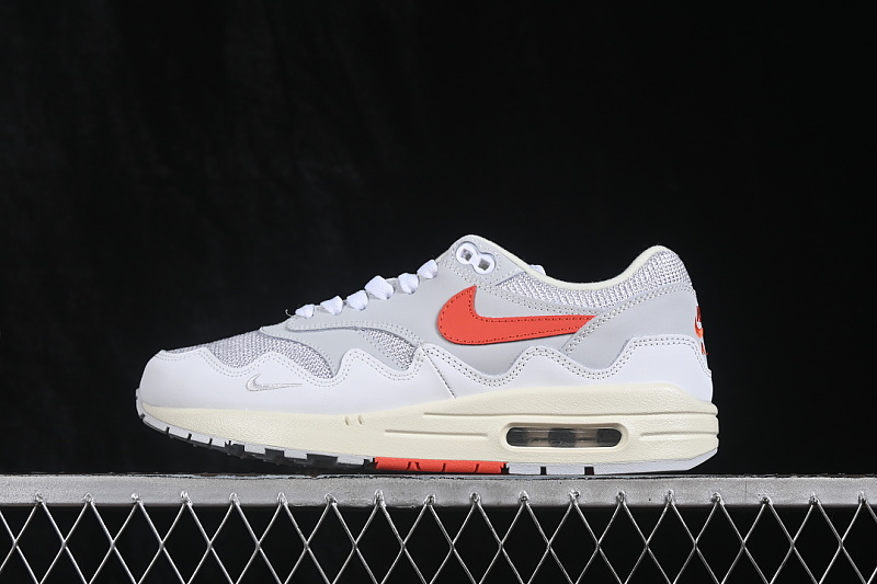 Nike AIR MAX 1 RETRO RUNNING SHOES LIGHT GRAY/WHITE/RED · II7055-100, photo 1